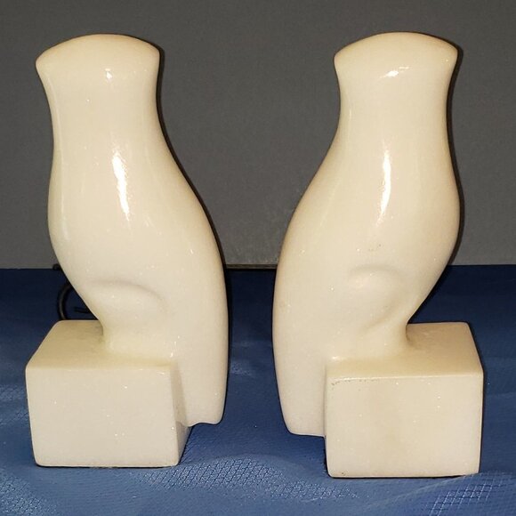 Vintage Pair of Mid Century Modern Owl Bookends in Genuine White Marble - Picture 3 of 6
